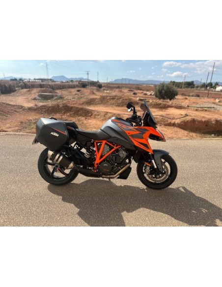 KTM Super Duke 1290 GT año 2023
