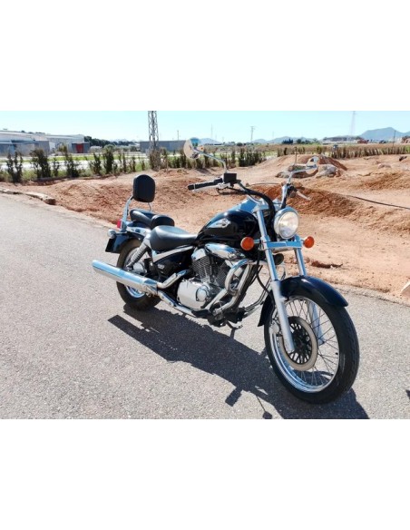Suzuki Intruder 250 LC 2006