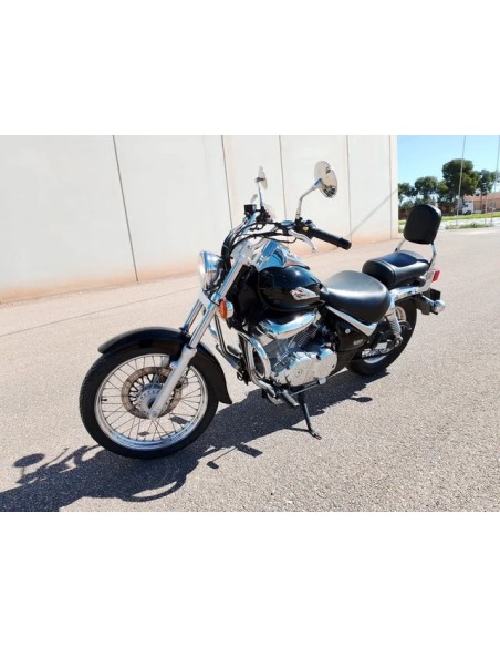 Suzuki Intruder 250 LC 2006