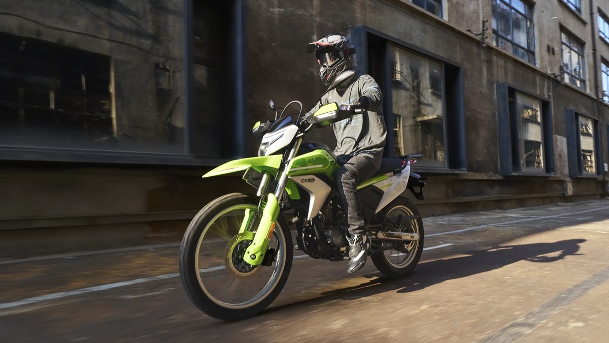 CFMOTO 250 DUAL