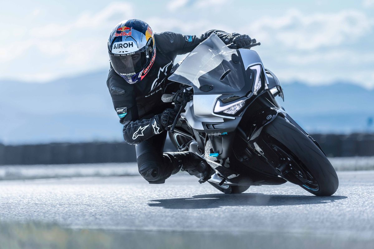 CFMOTO 675SR