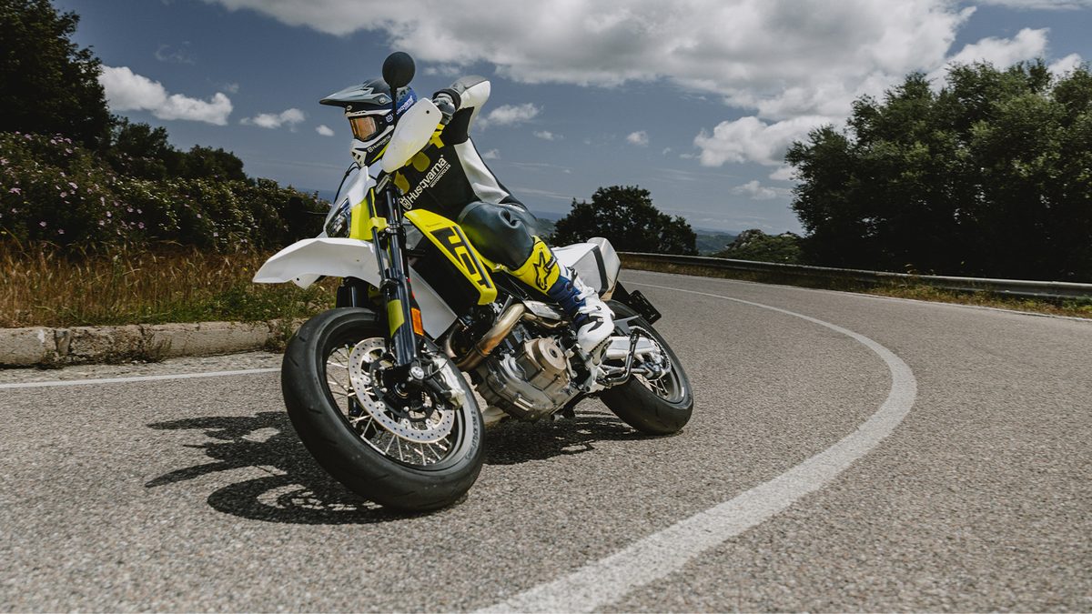 Husqvarna 701 SUPERMOTO