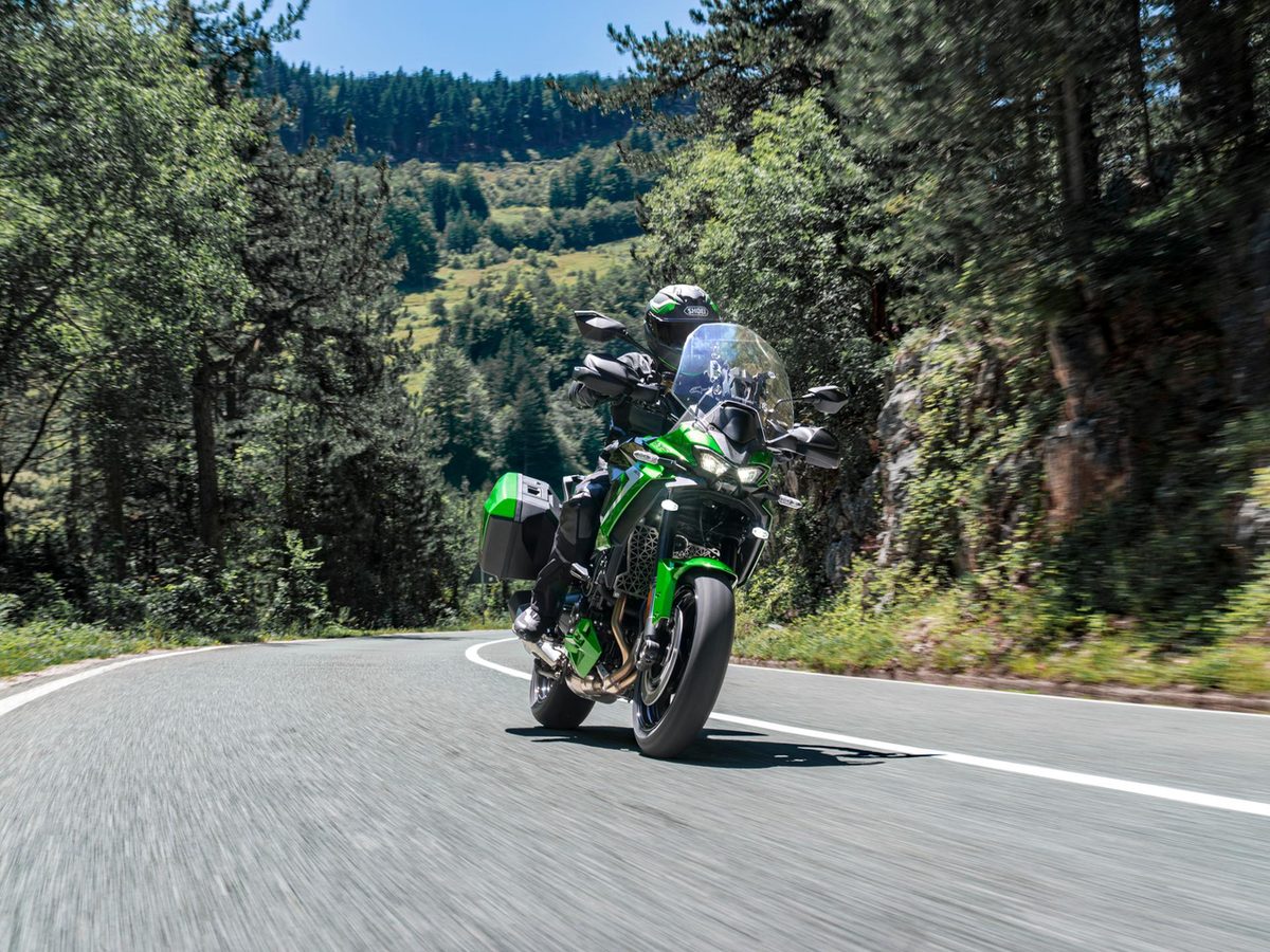 Kawasaki Versys 900 SE (70kW)