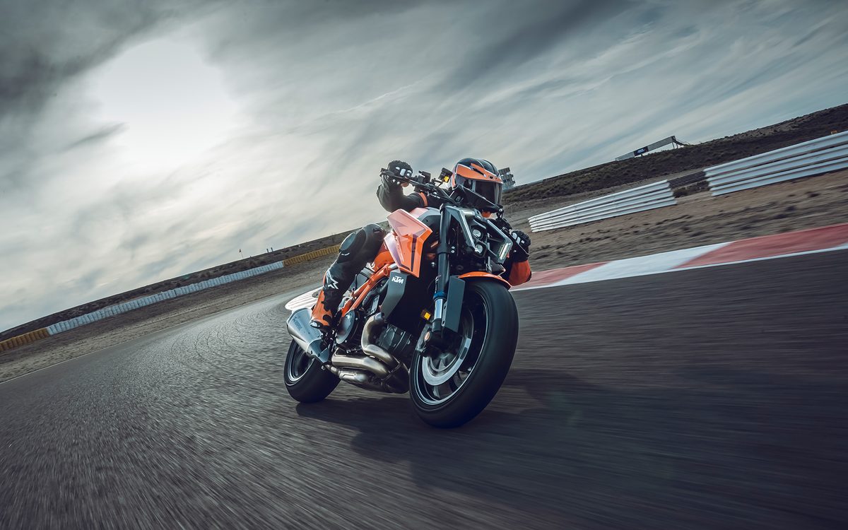 KTM 1390 SUPER DUKE R EVO