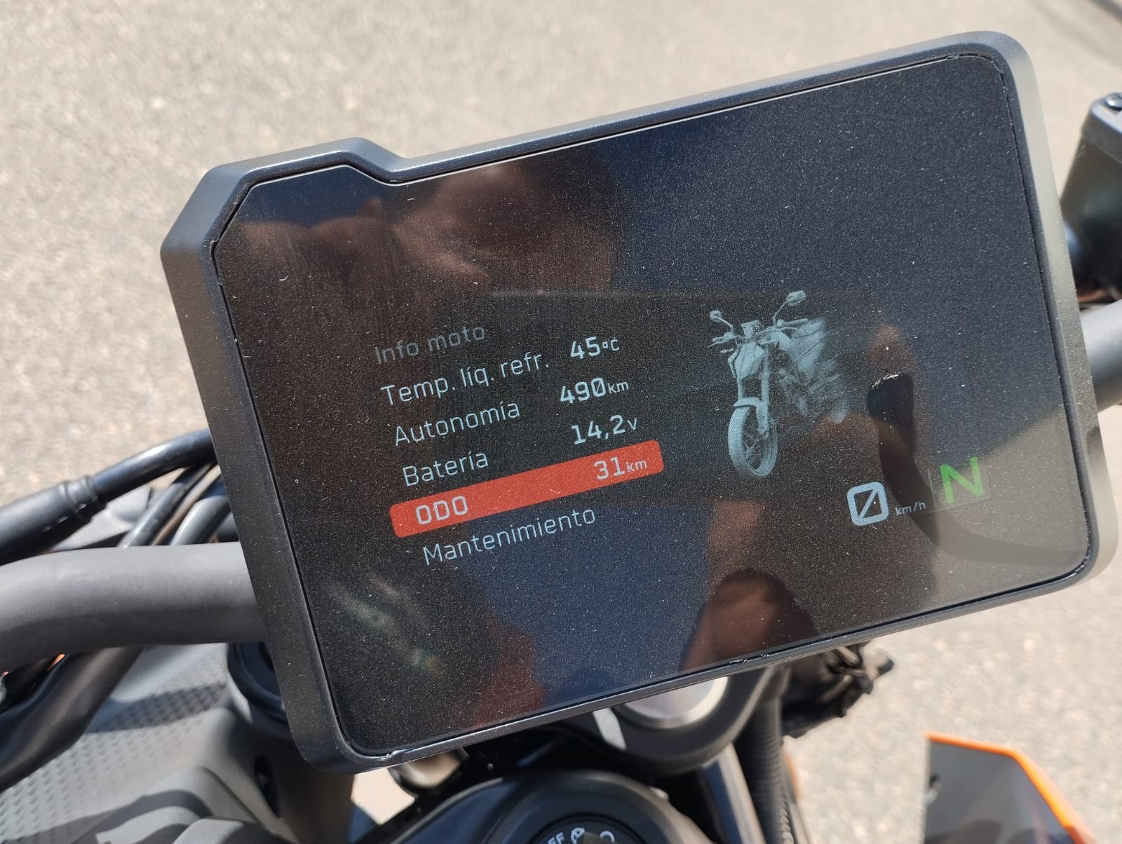 KTM Duke 125 año 2025, foto 3