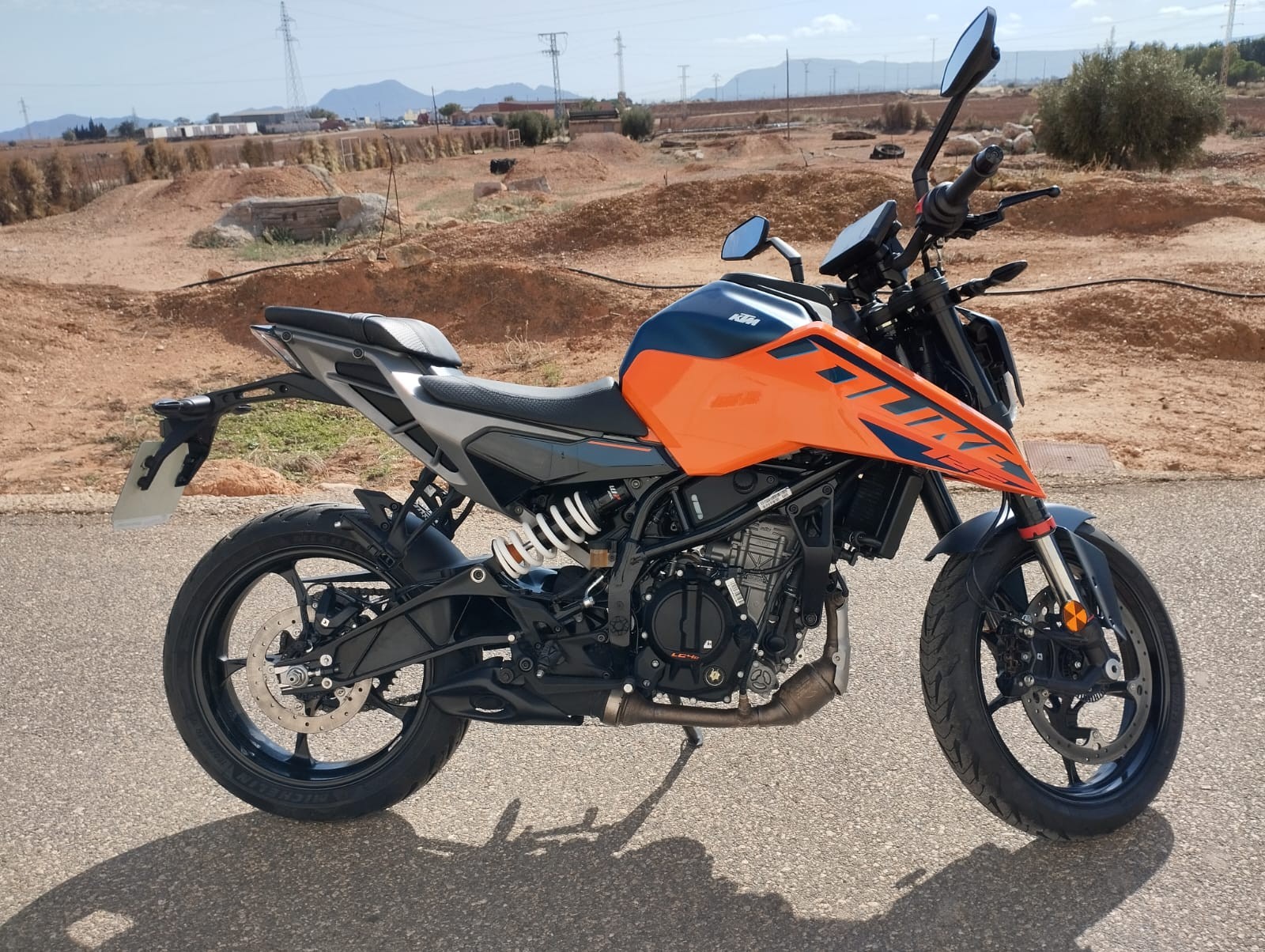 KTM Duke 125 año 2025, foto 5