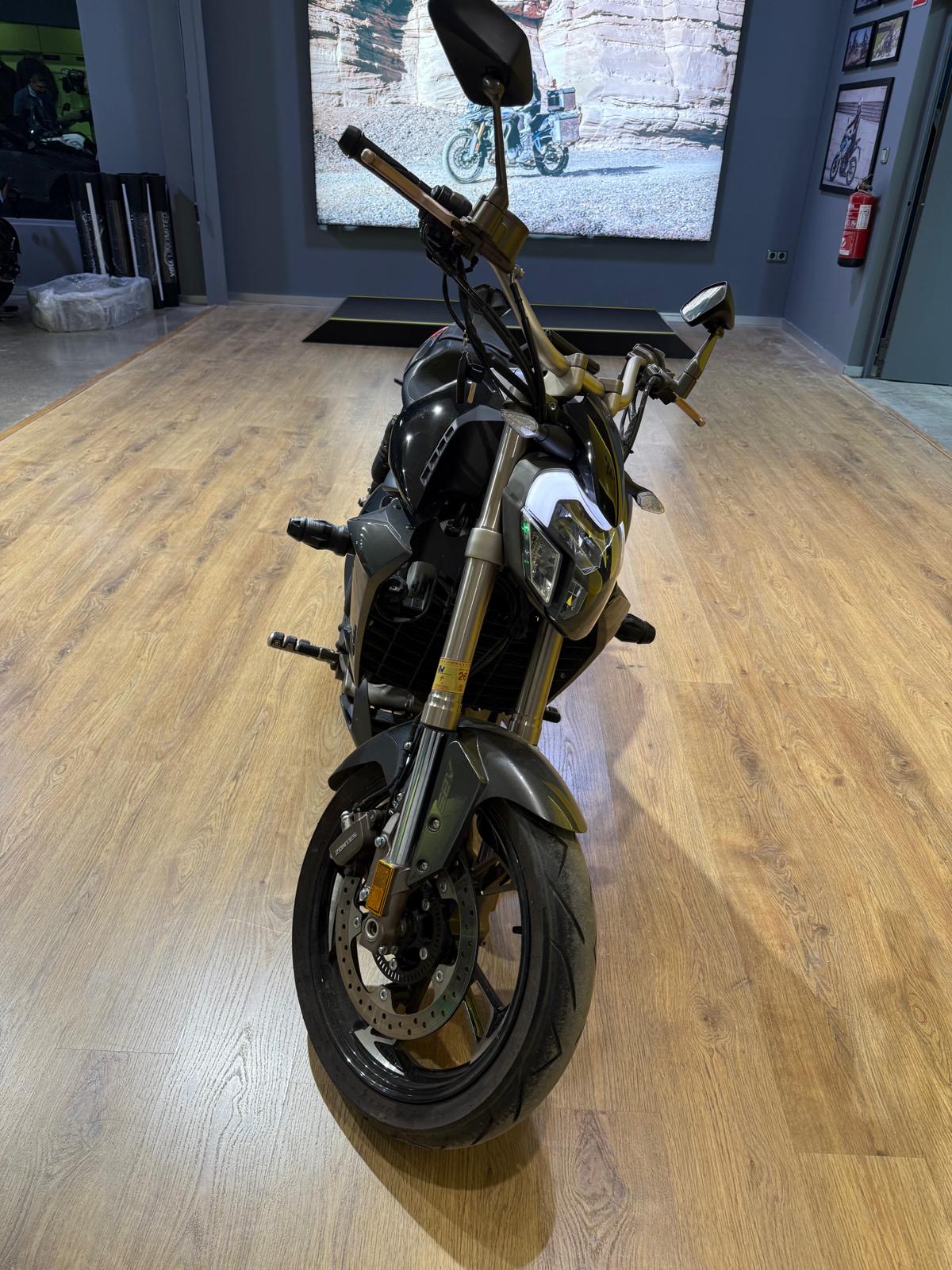 ZONTES V 310 2019 NEGRA, foto 3