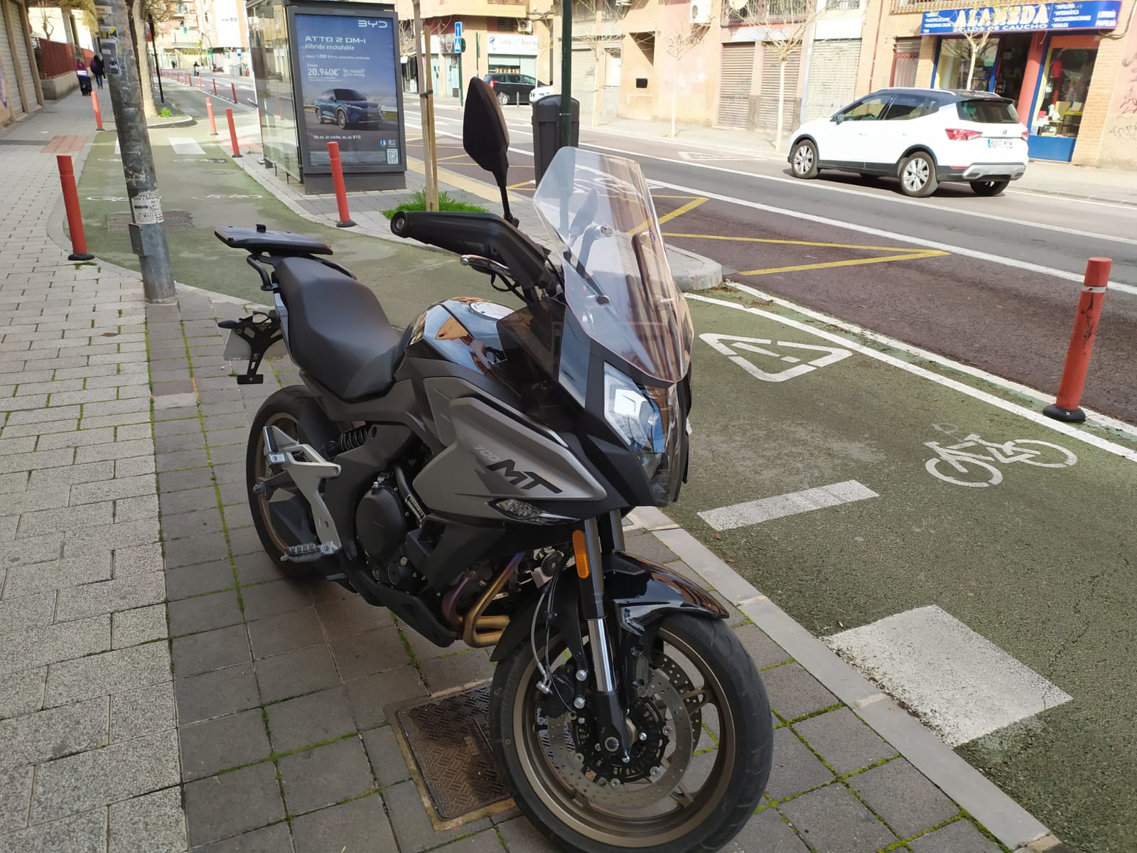 CFMOTO 700 MT 2024, foto 2