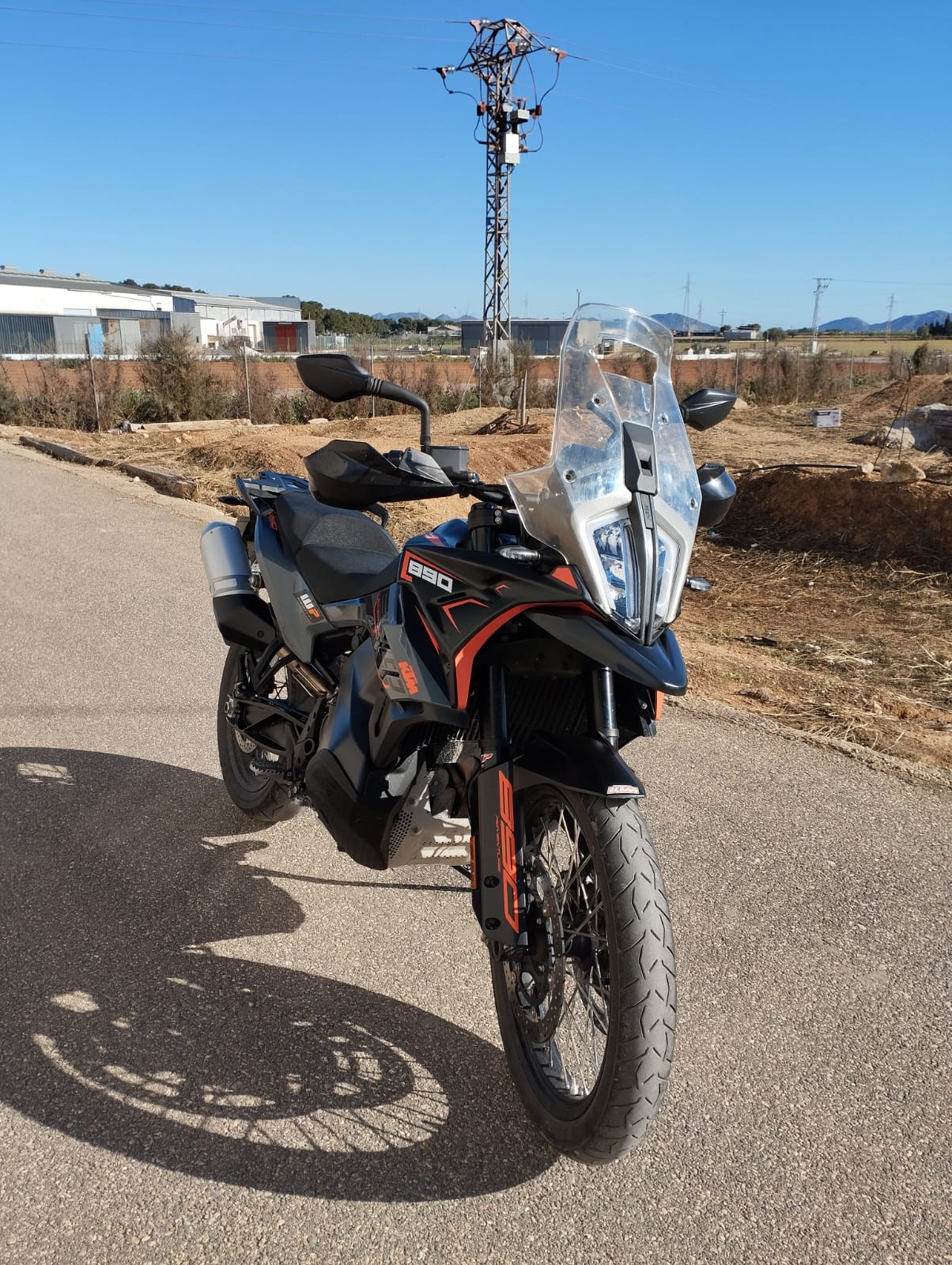 KTM 890 ADVENTURE 2021 NEGRA, foto 3