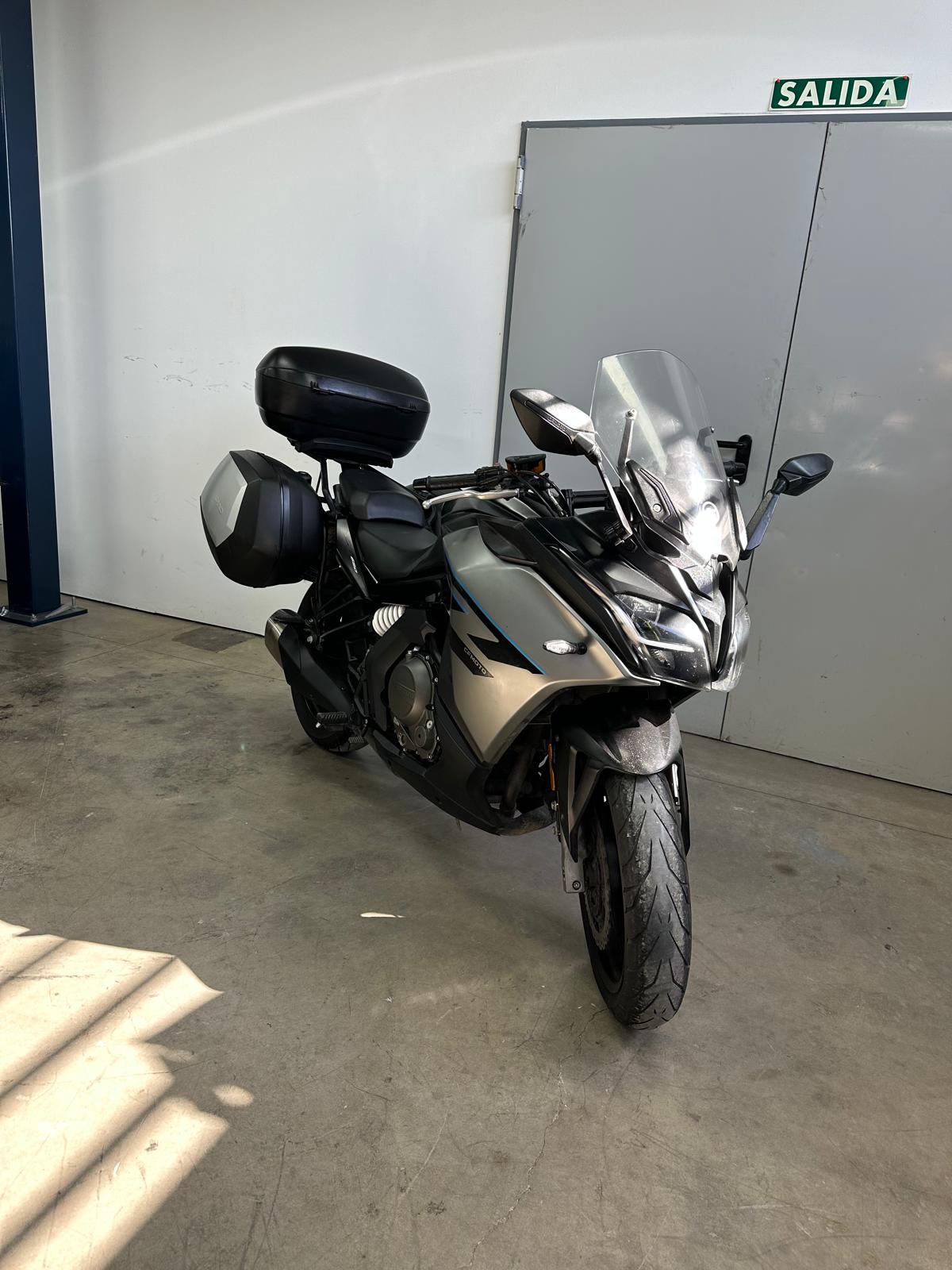 CFMOTO 650 NK ´22, foto 3