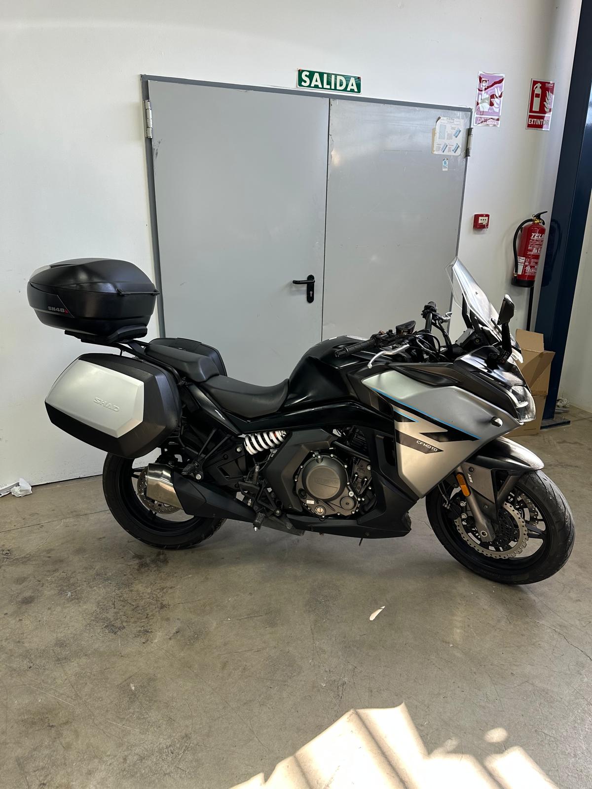 CFMOTO 650 NK ´22, foto 2