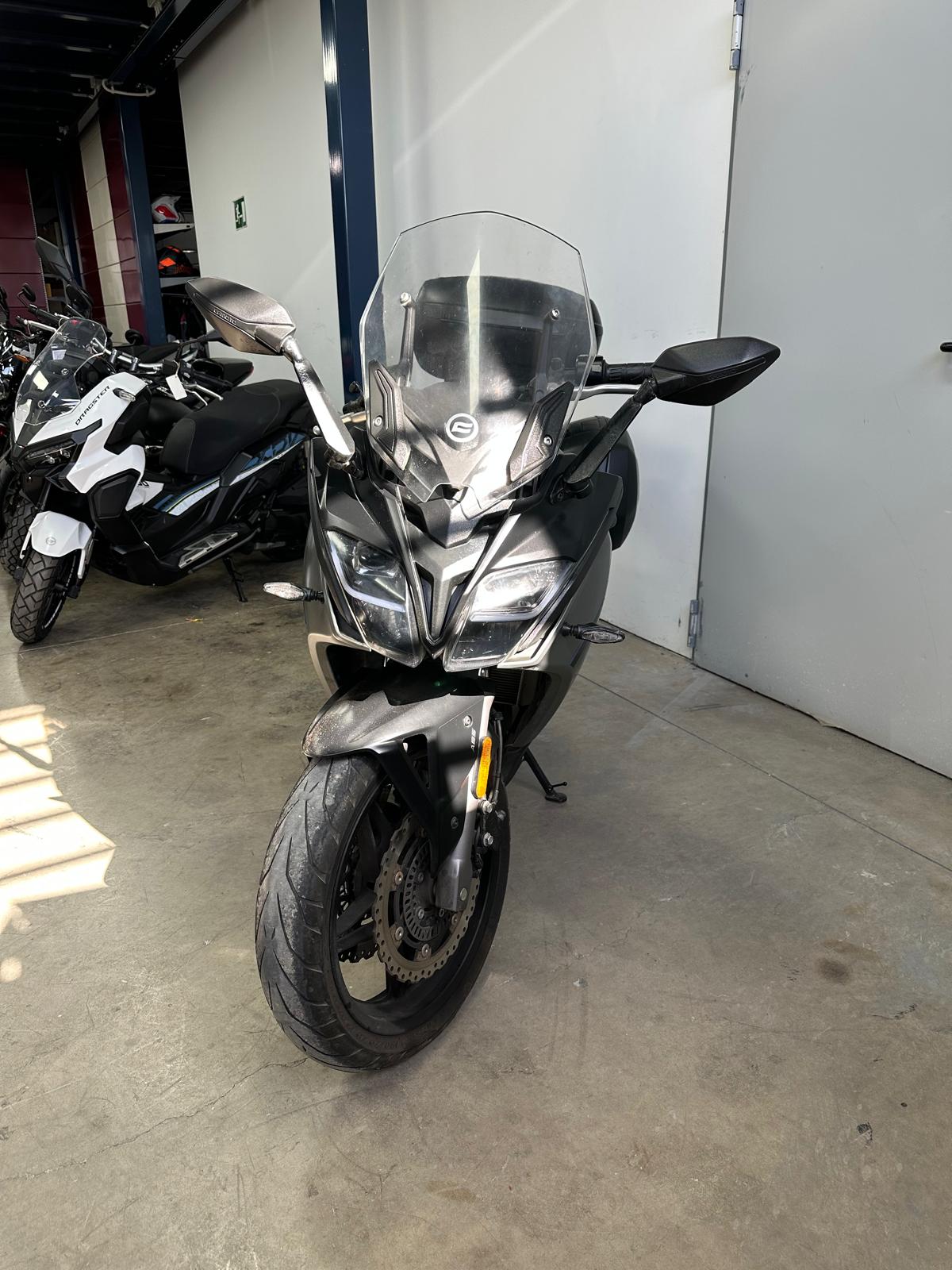 CFMOTO 650 NK ´22, foto 4