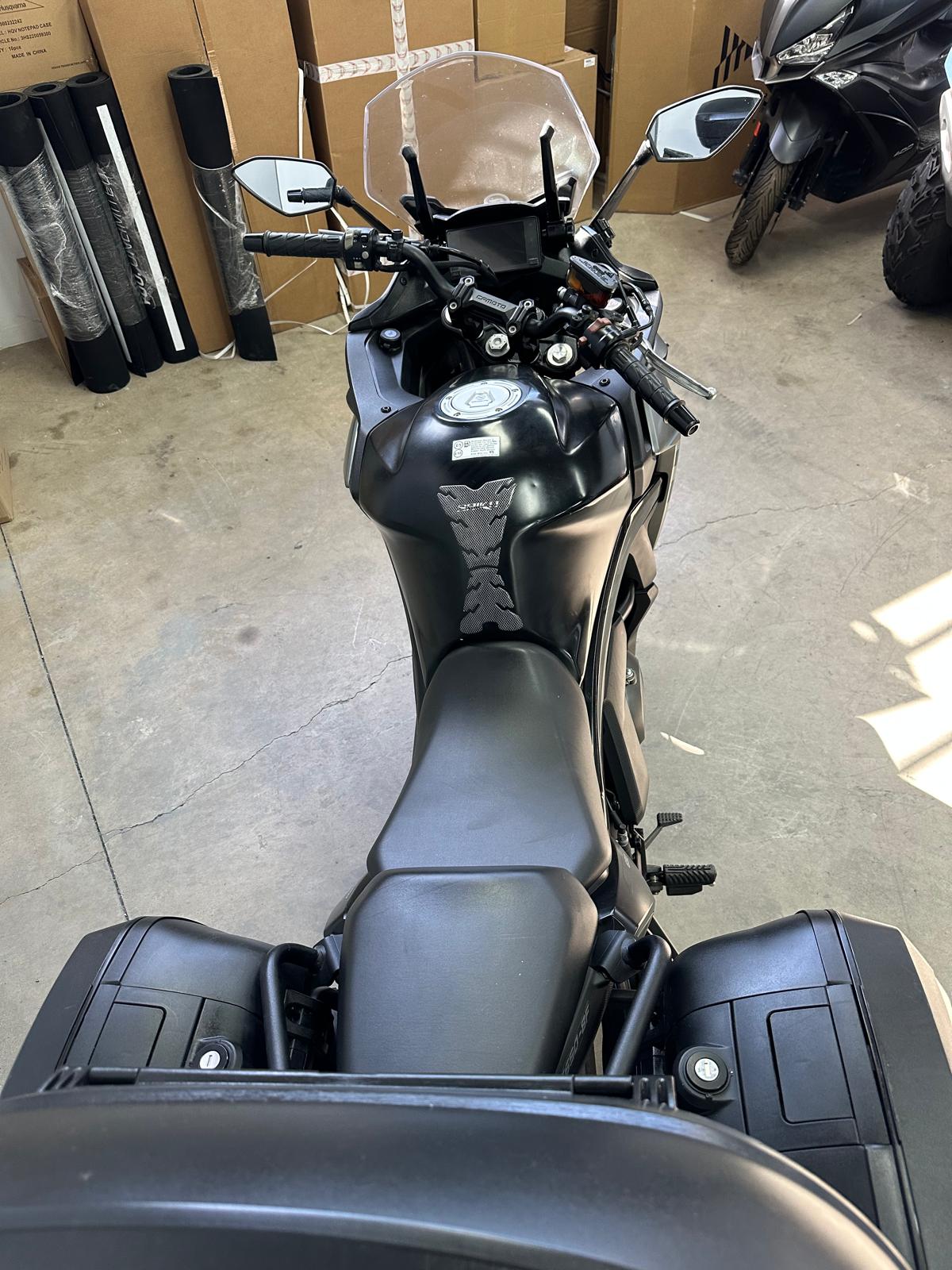 CFMOTO 650 NK ´22, foto 6