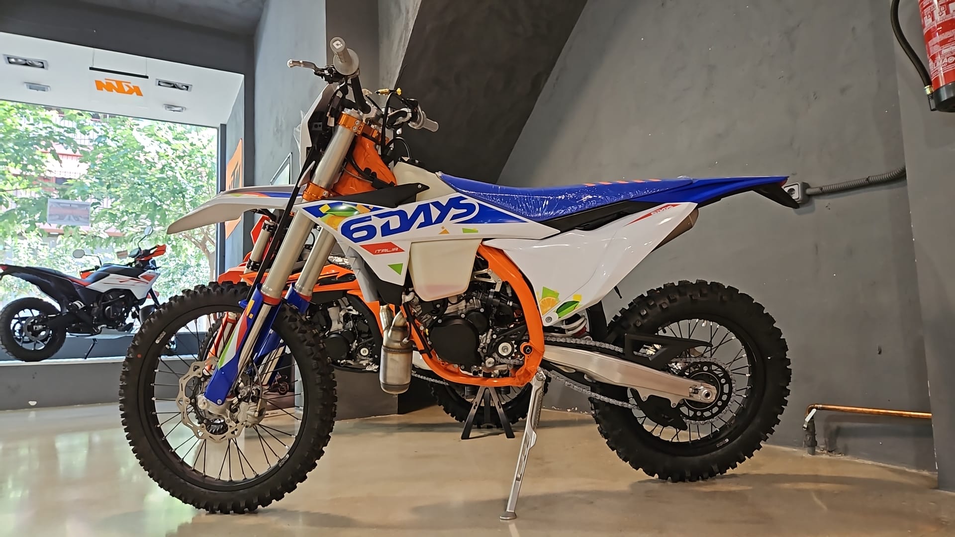 KTM 300 EXC 6DAYS ´26 (NUEVA), foto 1