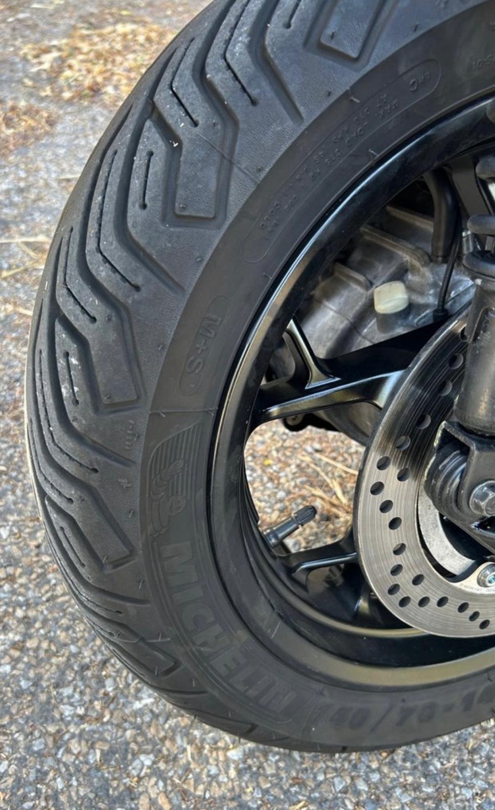 YAMAHA X MAX 300 ´21, foto 6