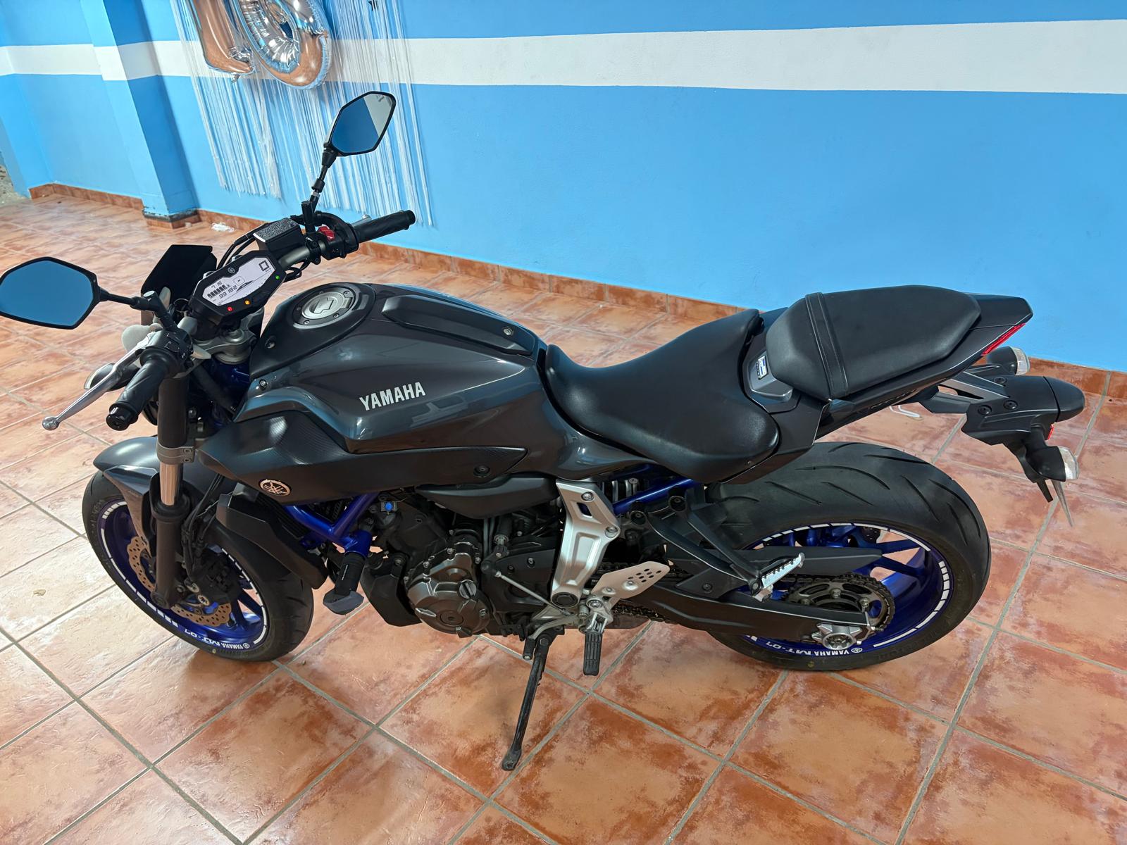YAMAHA MT07 ´15, foto 3