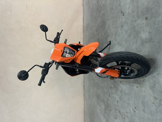 KTM SMC-R 125, foto 2