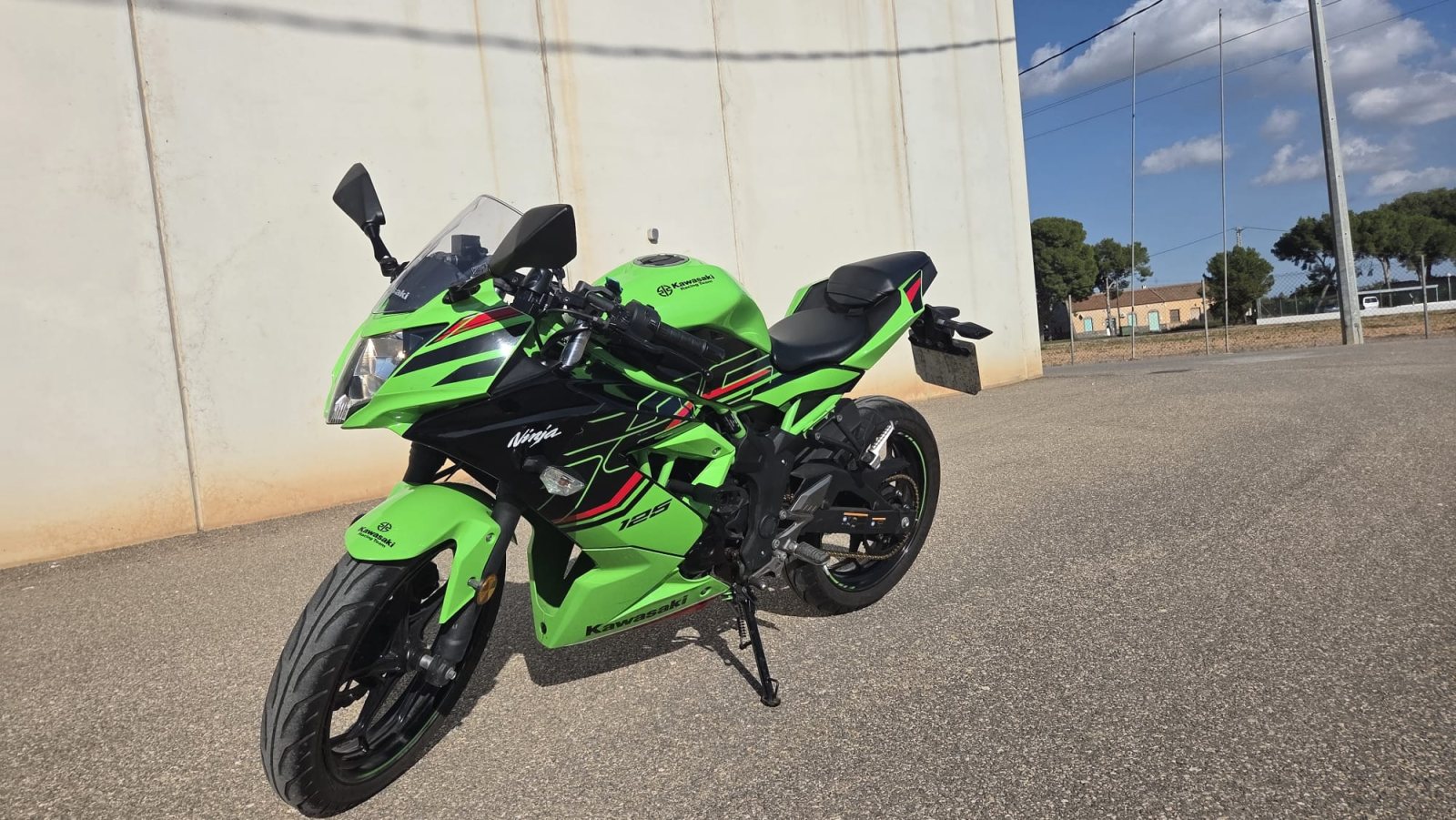 KAWASAKI NINJA 125, foto 4