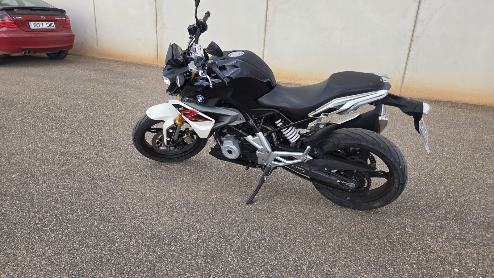 BMW G310 R, foto 2