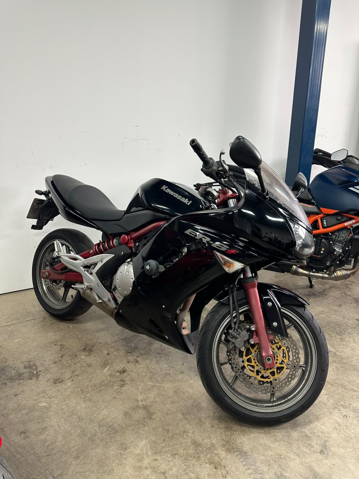 KAWASAKI ER-6F, foto 1