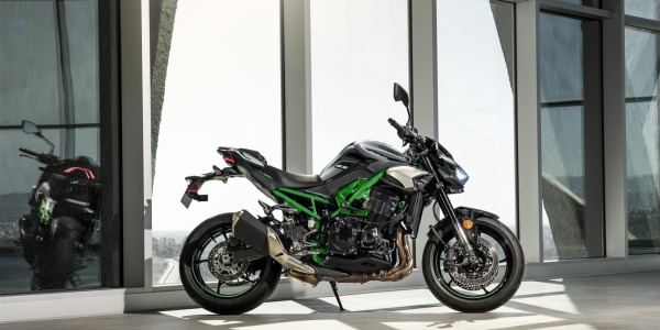 Kawasaki Z900 2025