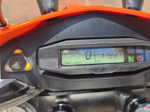 KTM 690 Enduro R año 2023