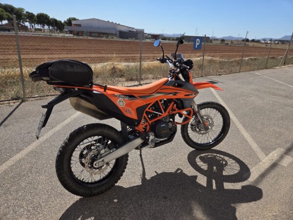KTM 690 Enduro R año 2023