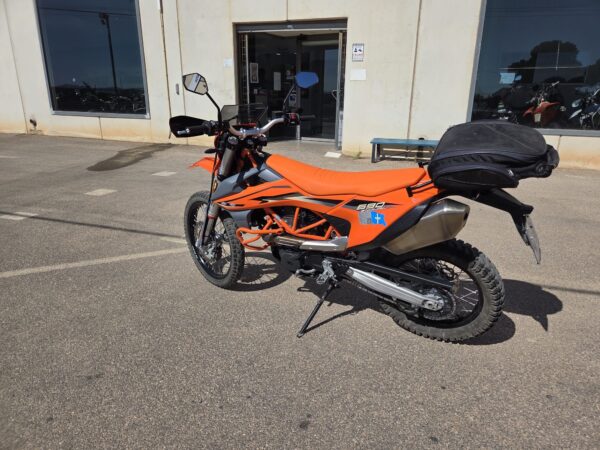 KTM 690 Enduro R año 2023