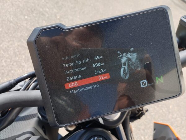 KTM Duke 125 año 2025