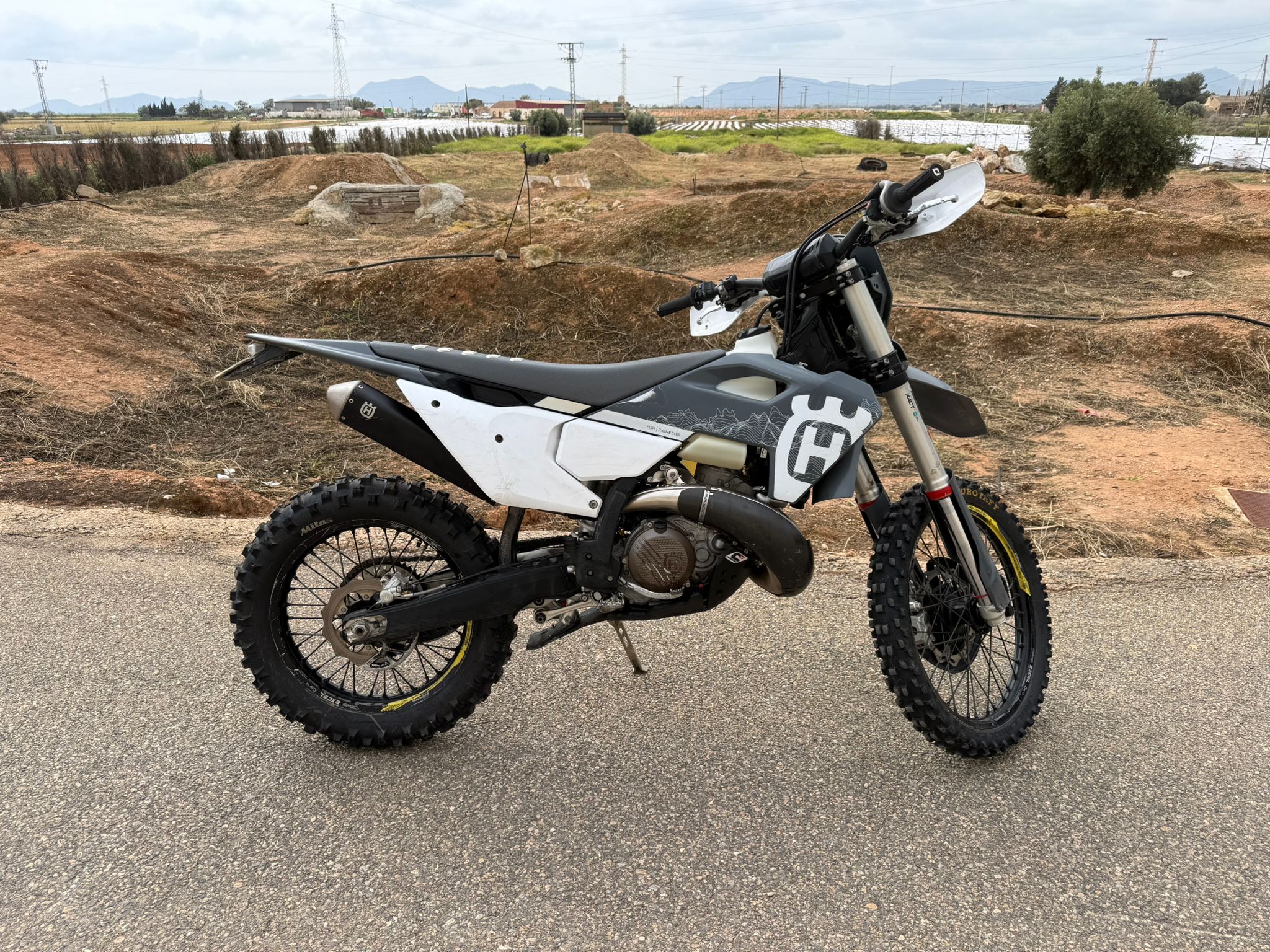 HUSQVARNA TE 300 PRO 2024